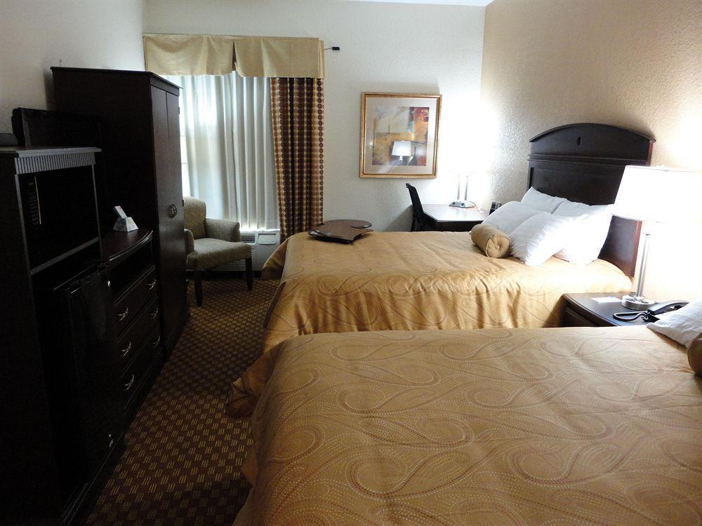 Hotel Baymont By Wyndham Ohio 3*