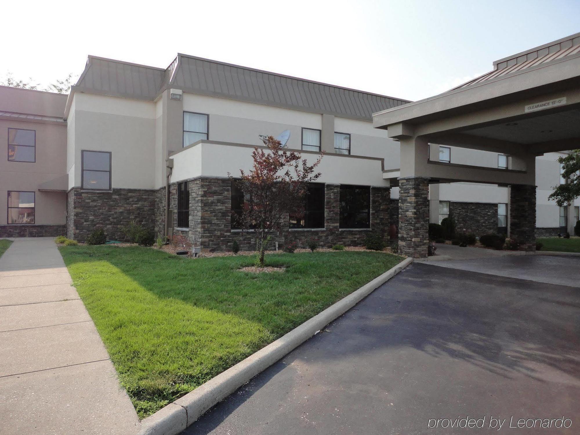 Hotel Baymont By Wyndham Ohio 3*